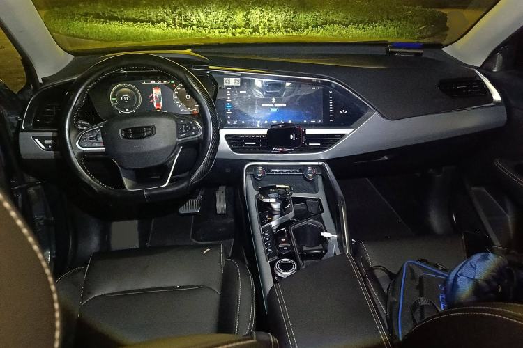 Used Geely Auto Monjaro New Energy 2019 400T YAOXINGER Pure Electric Range 56 km Interior 2