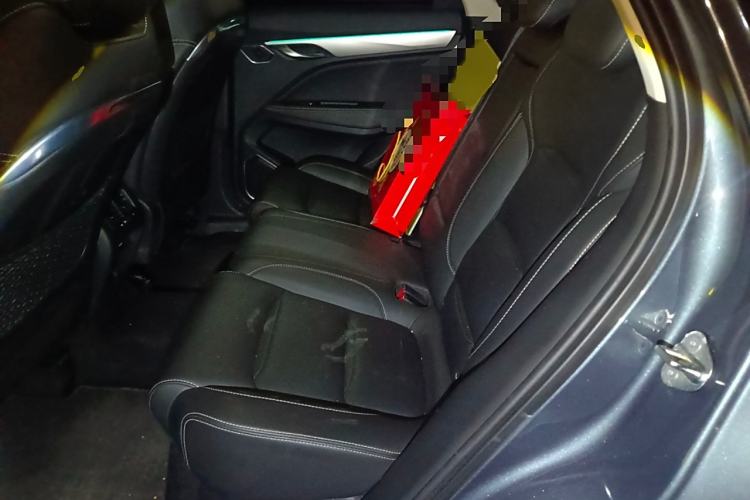 Used Geely Auto Monjaro New Energy 2019 400T YAOXINGER Pure Electric Range 56 km Interior 4
