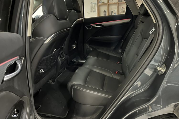Used Geely Auto Monjaro New Energy 2019 400T YAOXINGER Pure Electric Range 56 km Interior 6