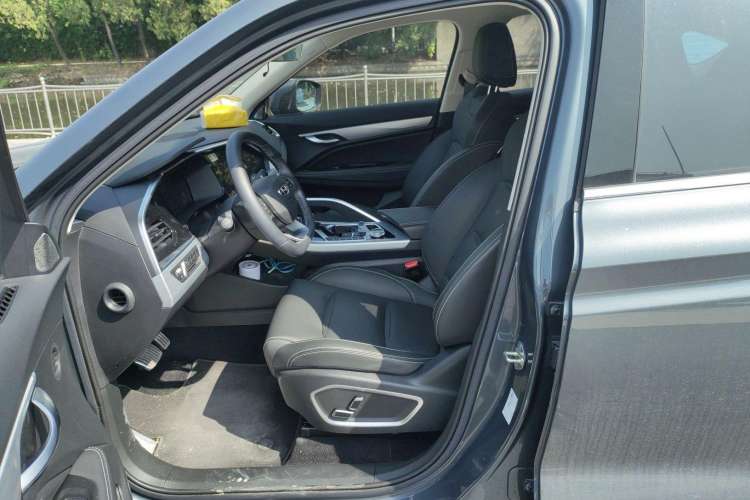 Used Geely Auto Monjaro New Energy 2019 Updated 400T YAOXINGER Pure Electric Range of 56 KM Left Front Seat