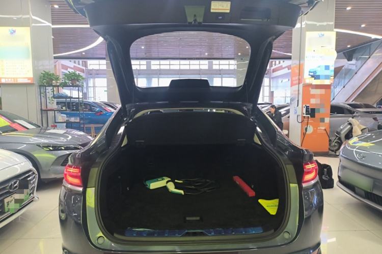 Used Geely Auto Monjaro New Energy 2019 400T Yuxingzhe Pure Electric Range 56 km Trunk