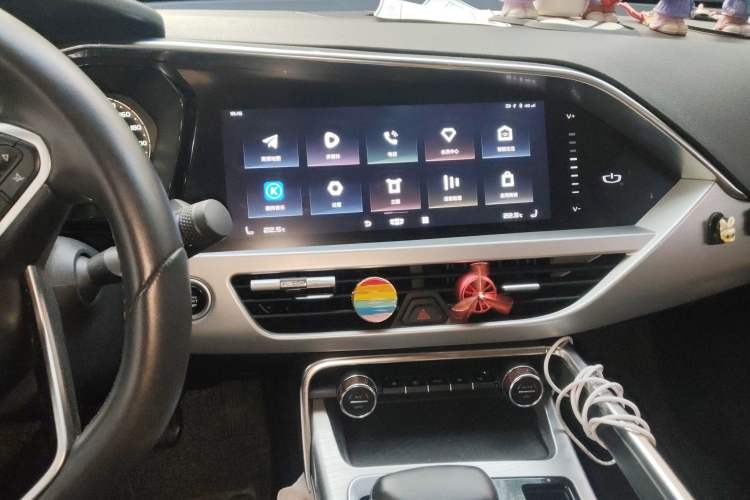 Used Geely Auto Monjaro New Energy 2019 400T Yuxingzhe Pure Electric Range 56 km Audio And AC Panel