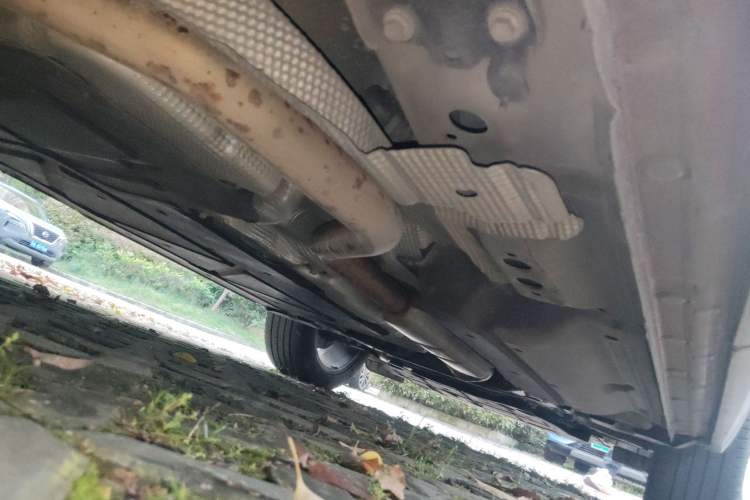 Used Geely Auto Monjaro New Energy 2019 400T Yuxingzhe Pure Electric Range 56 km Chassis Rear Right