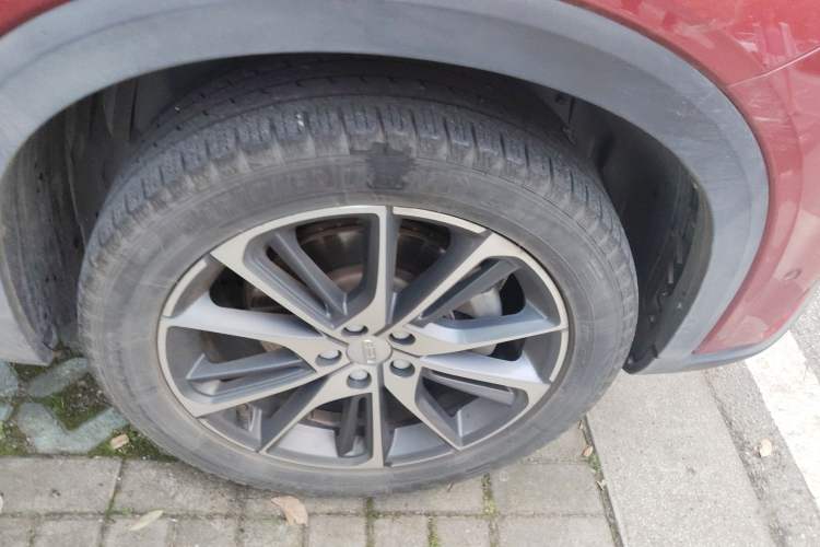 Used Geely Auto Monjaro New Energy 2019 400T Yuxingzhe Pure Electric Range 56 km Right Front Wheel Hub
