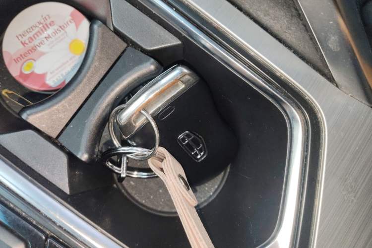 Used Geely Auto Monjaro New Energy 2019 400T Yuxingzhe Pure Electric Range 56 km Vehicle Key