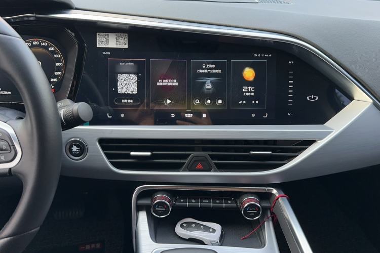 Used Geely Auto Monjaro New Energy 2019 400T YAOXINGZHE Pure Electric Range 80 KM Audio And AC Panel