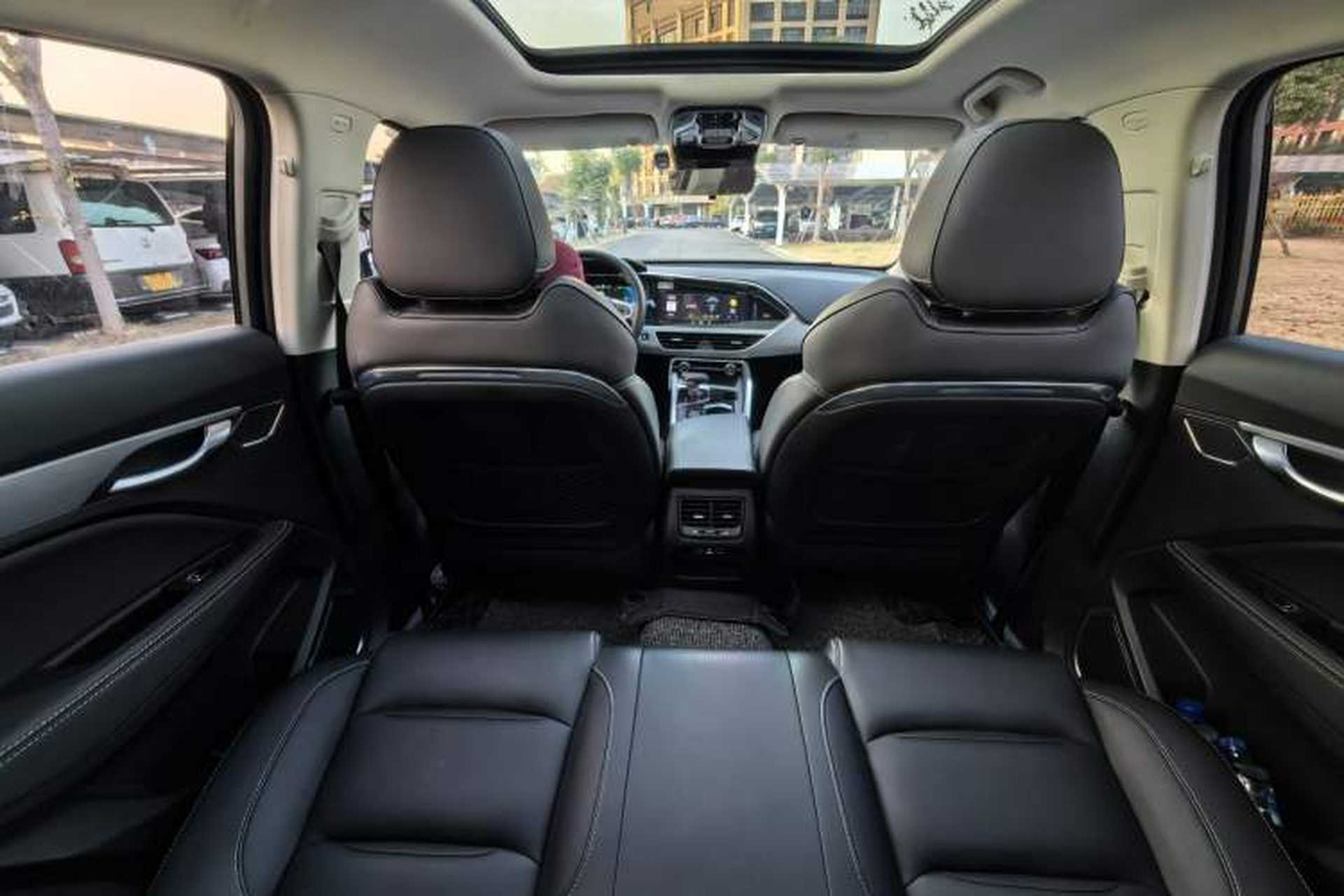 Used Geely Auto Monjaro New Energy 2019 400T YAOXINGZHE Pure Electric Range 80 KM Headliner