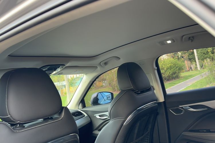 Used Geely Auto Monjaro New Energy 2019 400T YAOXINGZHE Pure Electric Range 80 KM Headliner