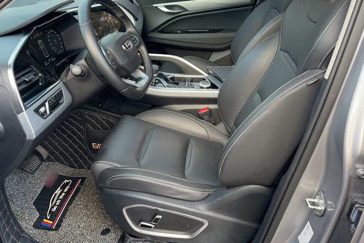 Used Geely Auto Monjaro New Energy 2019 400T YAOXINGZHE Pure Electric Range 80 KM Interior 2