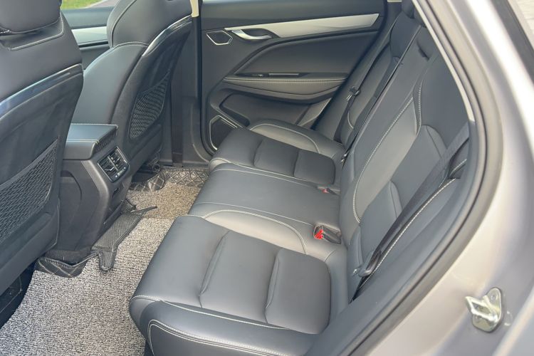 Used Geely Auto Monjaro New Energy 2019 400T YAOXINGZHE Pure Electric Range 80 KM Interior 5