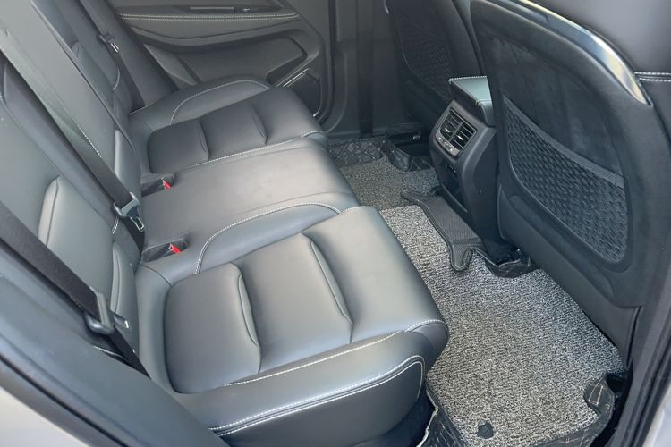 Used Geely Auto Monjaro New Energy 2019 400T YAOXINGZHE Pure Electric Range 80 KM Interior 8