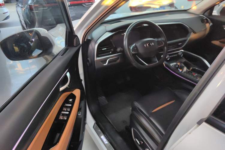 Used Geely Auto Monjaro New Energy 2019 400T Yuxingzhe Pure Electric Range 80 km Driver Seat