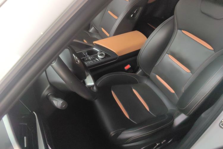 Used Geely Auto Monjaro New Energy 2019 400T Yuxingzhe Pure Electric Range 80 km Left Front Seat
