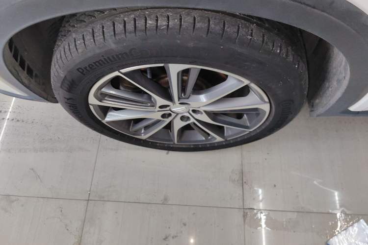 Used Geely Auto Monjaro New Energy 2019 400T Yuxingzhe Pure Electric Range 80 km Left Front Wheel Hub