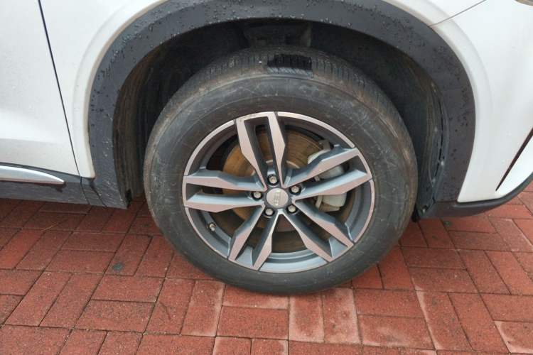 Used Geely Auto Monjaro New Energy 2019 400T YAOXINGER Pure Electric Range 56 km Right Front Wheel Hub