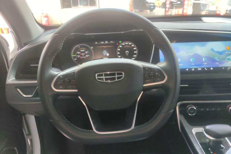 Used Geely Auto Monjaro New Energy 2019 400T Yuxingzhe Pure Electric Range 80 km Steering Wheel