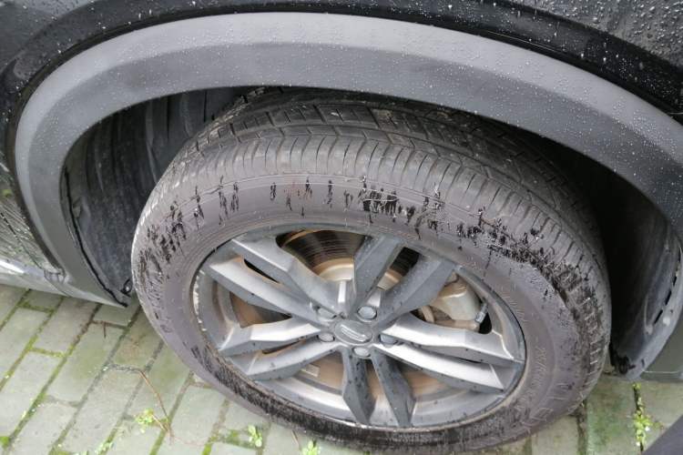 Used Geely Auto Monjaro New Energy 2021 ePro Lanxinger Pure Electric Range 56 km Right Front Wheel Hub