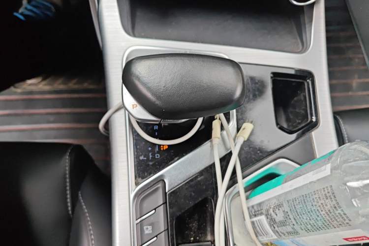 Used Geely Auto Monjaro New Energy 2021 ePro YAOXINGZHE Pure Electric Range 56 KM Gear Lever