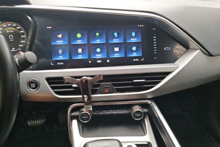 Used Geely Auto Monjaro New Energy 2021 ePro YAOXINGZHE Pure Electric Range 56 KM Audio And AC Panel