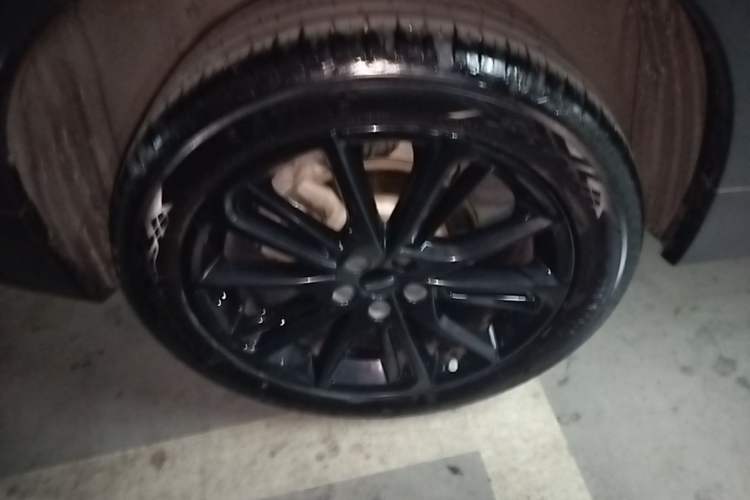 Used Geely Auto Monjaro New Energy 2021 ePro YAOXINGZHE Pure Electric Range 56 KM Right Rear Wheel Hub
