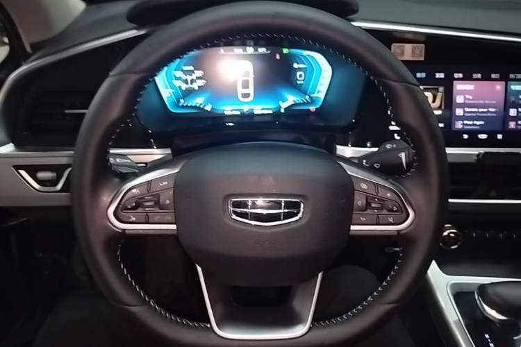 Used Geely Auto Monjaro New Energy 2021 ePro YAOXINGZHE Pure Electric Range 56 KM Steering Wheel