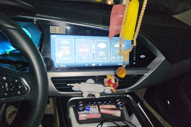 Used Geely Auto Monjaro New Energy 2021 ePro YAOXINGZHE Pure Electric Range 56 KM Audio And AC Panel