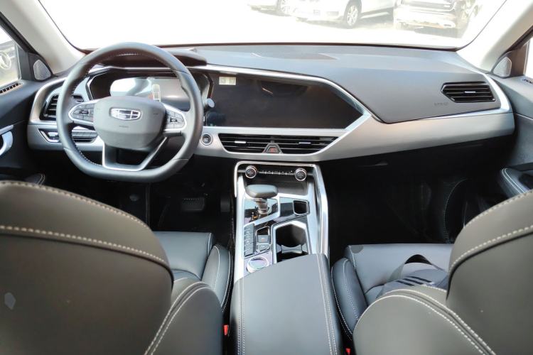 Used Geely Auto Monjaro New Energy 2021 ePro YAOXINGZHE Pure Electric Range 56 KM Center Console