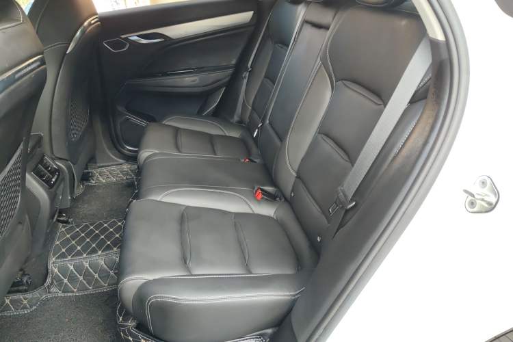 Used Geely Auto Monjaro New Energy 2021 ePro YAOXINGZHE Pure Electric Range 56 KM Left Rear Seat