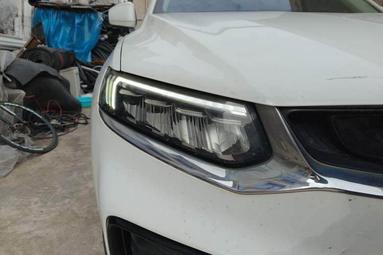 Used Geely Auto Monjaro New Energy 2021 ePro YAOXINGZHE Pure Electric Range 80 KM Right Front Headlight