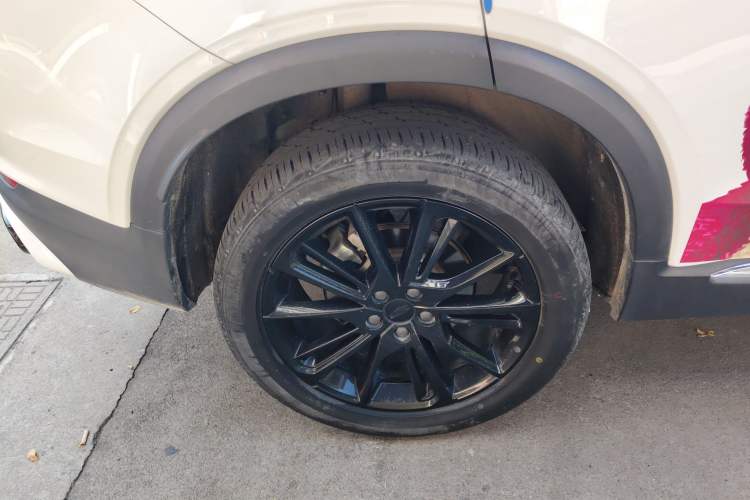 Used Geely Auto Monjaro New Energy 2021 ePro YAOXINGZHE Pure Electric Range 56 KM Right Rear Wheel Hub