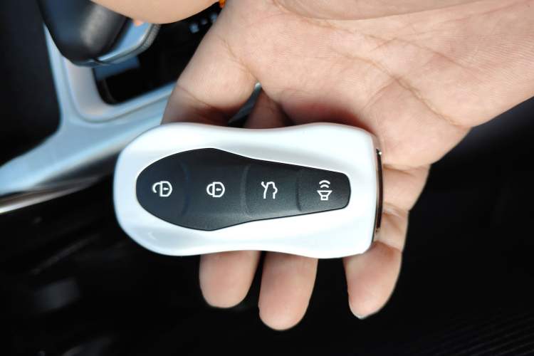 Used Geely Auto Monjaro New Energy 2021 ePro YAOXINGZHE Pure Electric Range 56 KM Vehicle Key