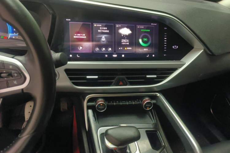 Used Geely Auto Monjaro S 2021 2.0TD DCT Two-Wheel Drive Lightning Edition Audio And AC Panel