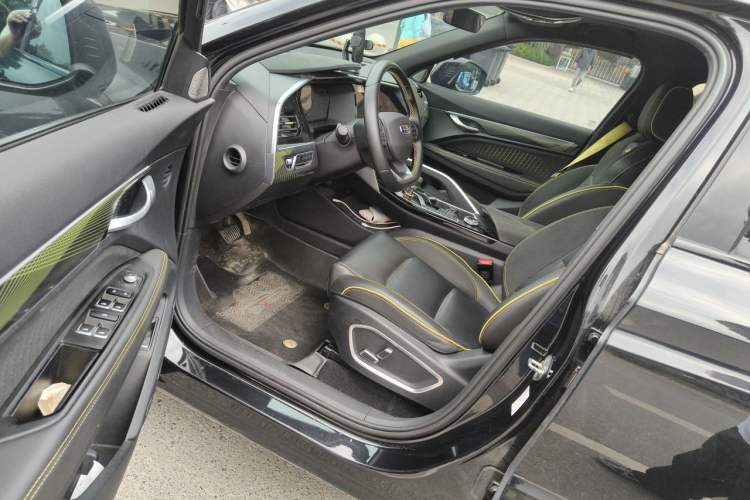 Used Geely Auto Monjaro S 2021 2.0TD Automatic Two-Wheel Drive Lightning Edition Driver Seat