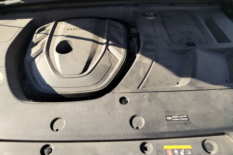 Used Geely Auto Monjaro S 2021 2.0TD DCT Two-Wheel Drive Lightning Edition Engine Bay