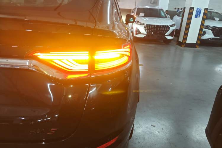 Used Geely Auto Monjaro S 2021 2.0TD DCT Two-Wheel Drive Lightning Edition Exterior 3