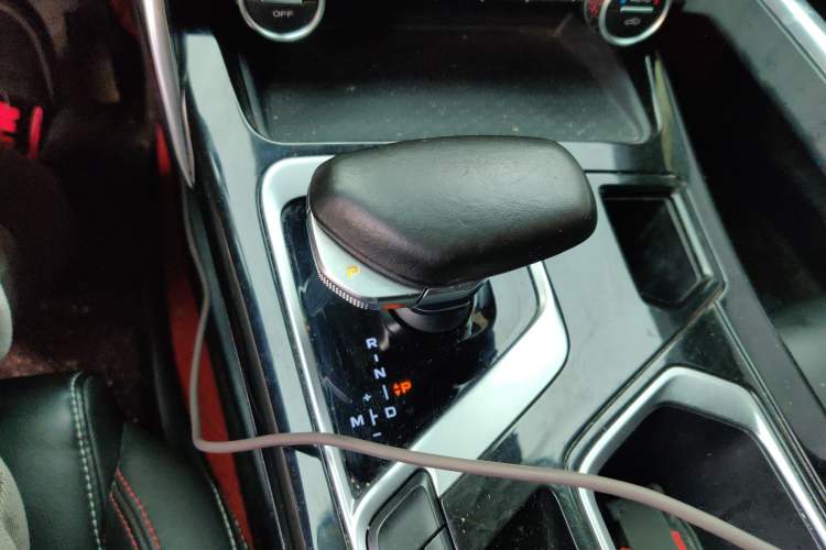Used Geely Auto Monjaro S 2021 2.0TD DCT Two-Wheel Drive Lightning Edition Gear Lever
