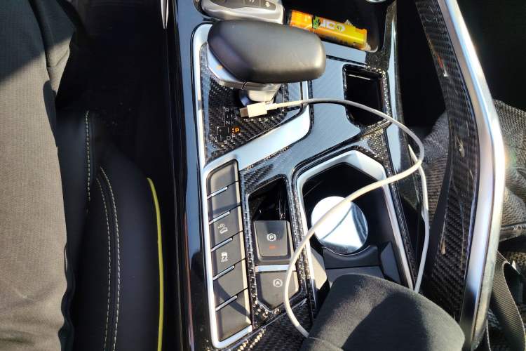 Used Geely Auto Monjaro S 2021 2.0TD DCT Two-Wheel Drive Lightning Edition Gear Lever