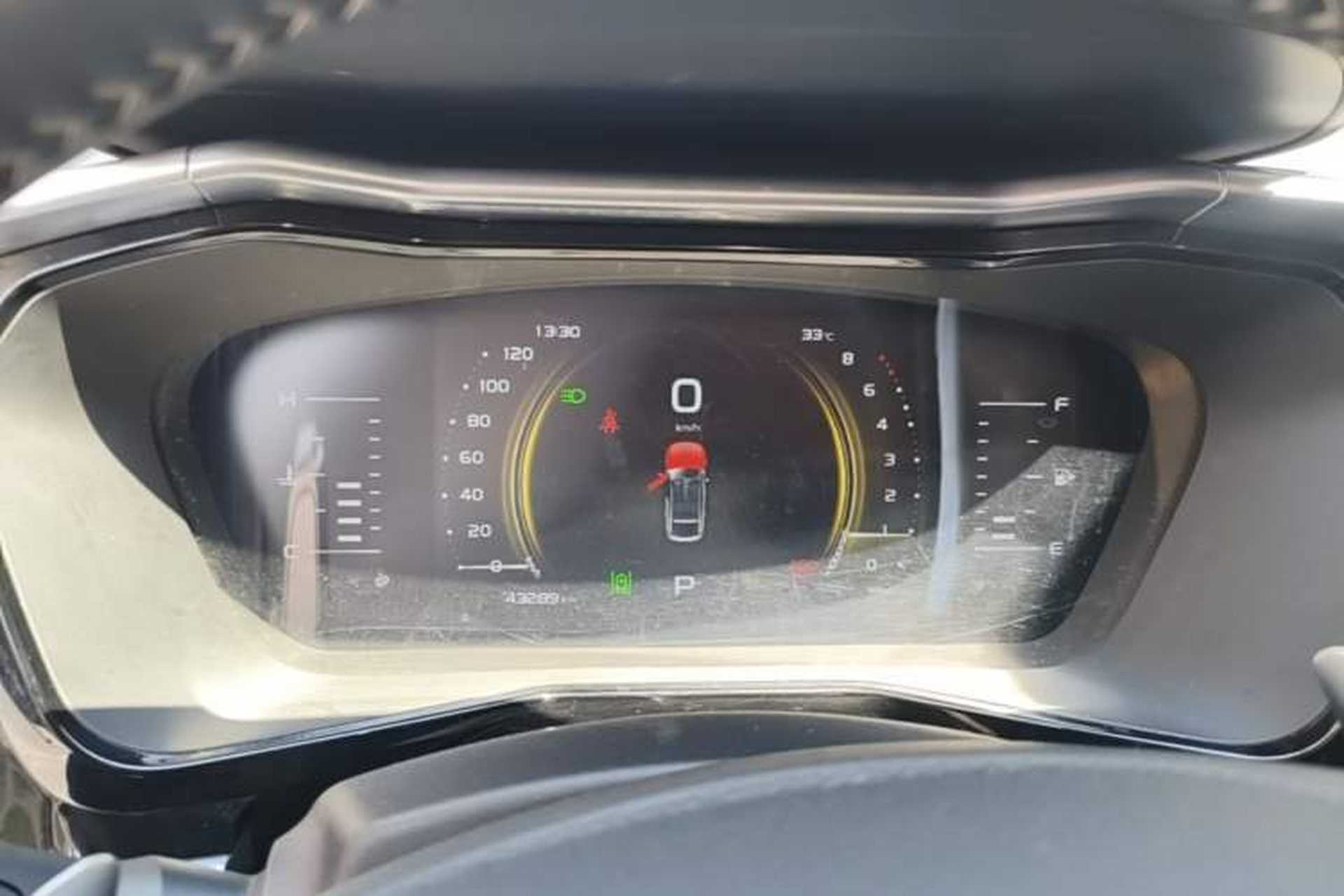 Used Geely Auto Monjaro S 2021 2.0TD Automatic Two-Wheel Drive Lightning Edition Instrument Cluster