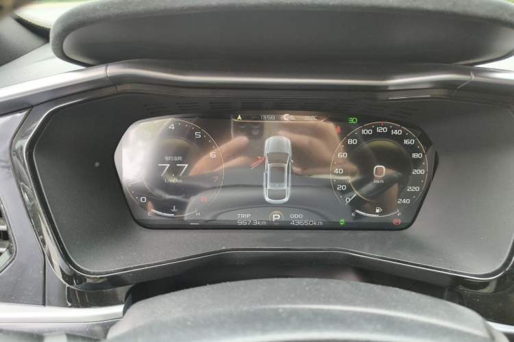 Used Geely Auto Monjaro S 2021 2.0TD Automatic Two-Wheel Drive Lightning Edition Instrument Cluster