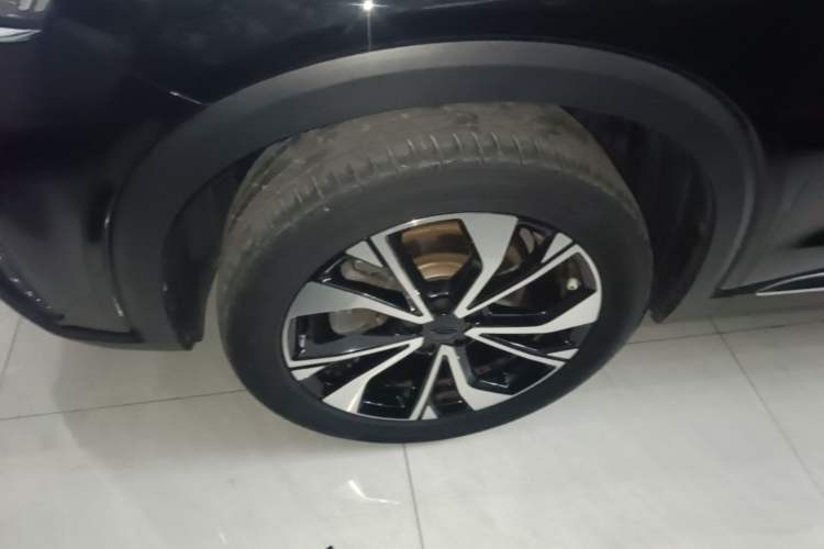 Used Geely Auto Monjaro S 2021 2.0TD DCT Two-Wheel Drive Lightning Edition Left Front Wheel Hub