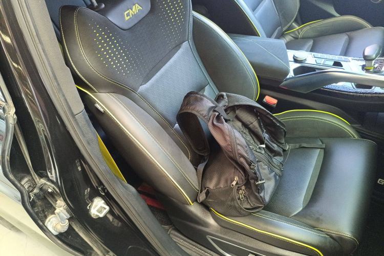 Used Geely Auto Monjaro S 2021 2.0TD Automatic Two-Wheel Drive Lightning Edition Right Front Seat