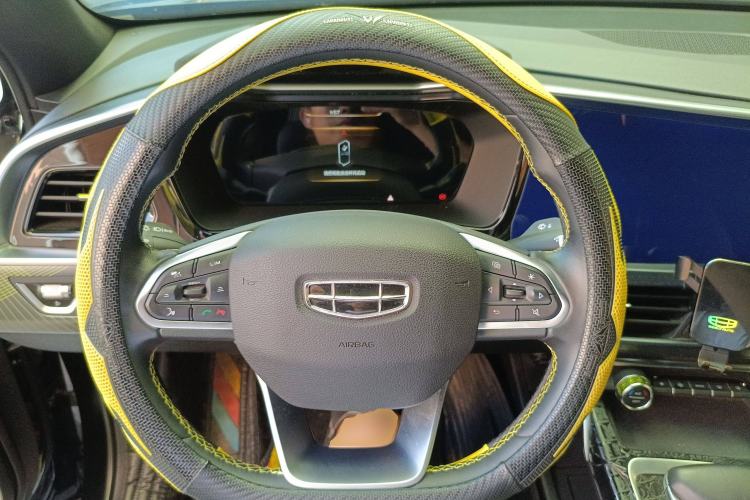 Used Geely Auto Monjaro S 2021 2.0TD Automatic Two-Wheel Drive Lightning Edition Steering Wheel