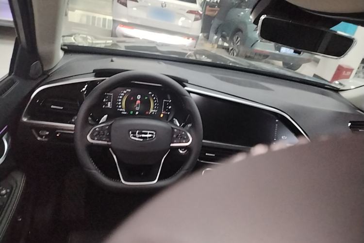 Used Geely Auto Monjaro S 2021 2.0TD Automatic Two-Wheel Drive Lightning Edition Steering Wheel