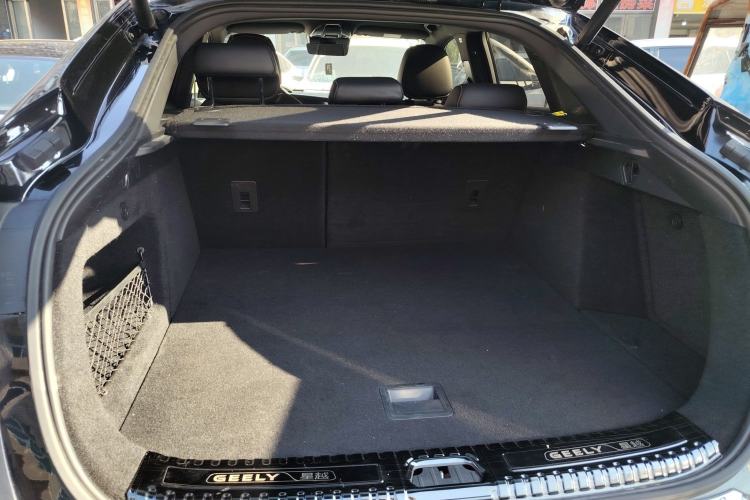 Used Geely Auto Monjaro S 2021 2.0TD DCT Two-Wheel Drive Lightning Edition Trunk