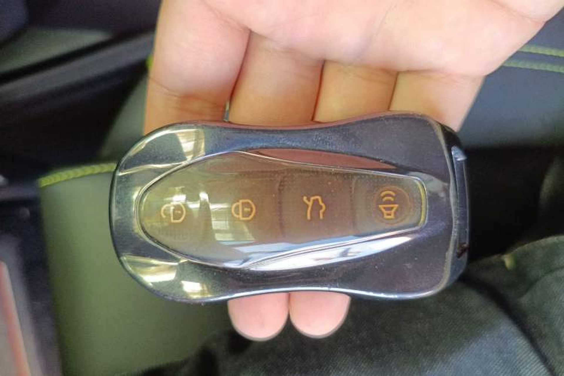Used Geely Auto Monjaro S 2021 2.0TD Automatic Two-Wheel Drive Lightning Edition Vehicle Key