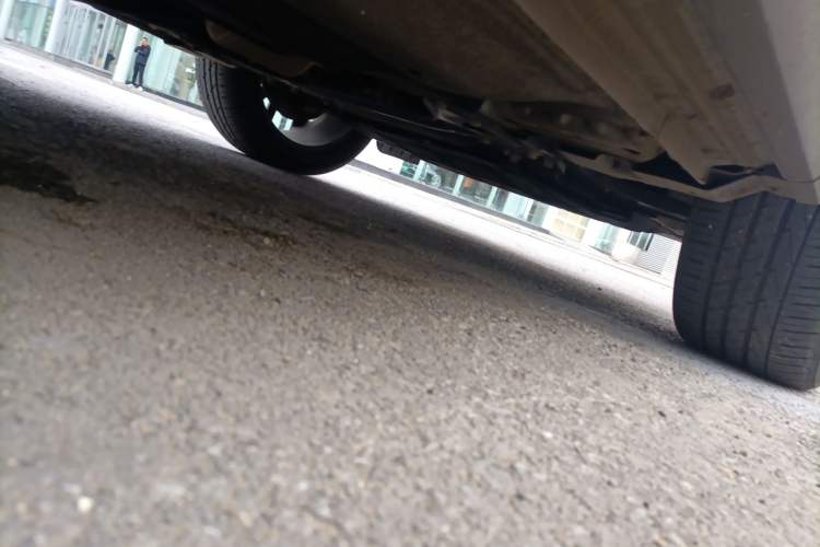 Used Geely Auto Monjaro S 2021 2.0TD DCT Two-Wheel Drive Lightning Edition Chassis Front Right