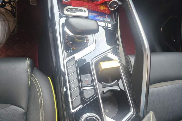 Used Geely Auto Monjaro S 2021 2.0TD Automatic All-Wheel-Drive Phantom Edition Gear Lever