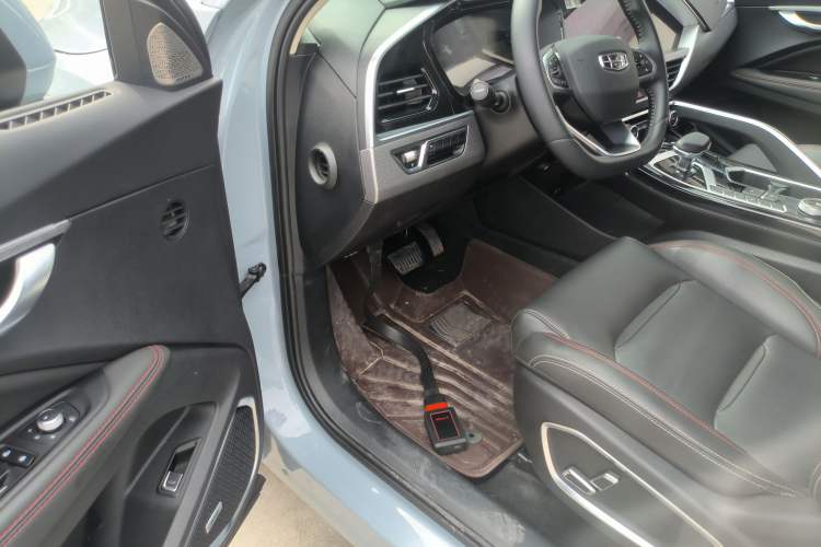 Used Geely Auto Monjaro S 2021 2.0TD DCT Two-Wheel Drive Lightning Edition Interior 3