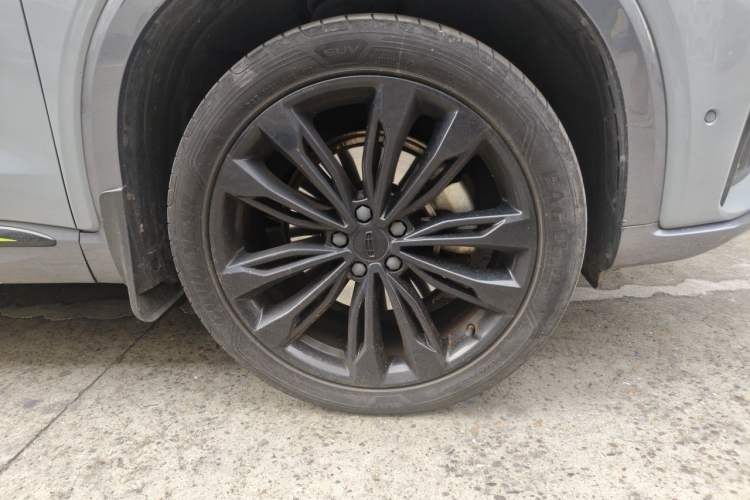 Used Geely Auto Monjaro S 2021 2.0TD Automatic All-Wheel-Drive Phantom Edition Right Front Wheel Hub