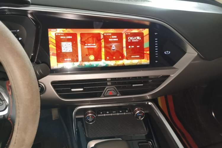 Used Geely Auto Monjaro S 2021 2.0TD DCT Two-Wheel Drive Lightning Edition Audio And AC Panel